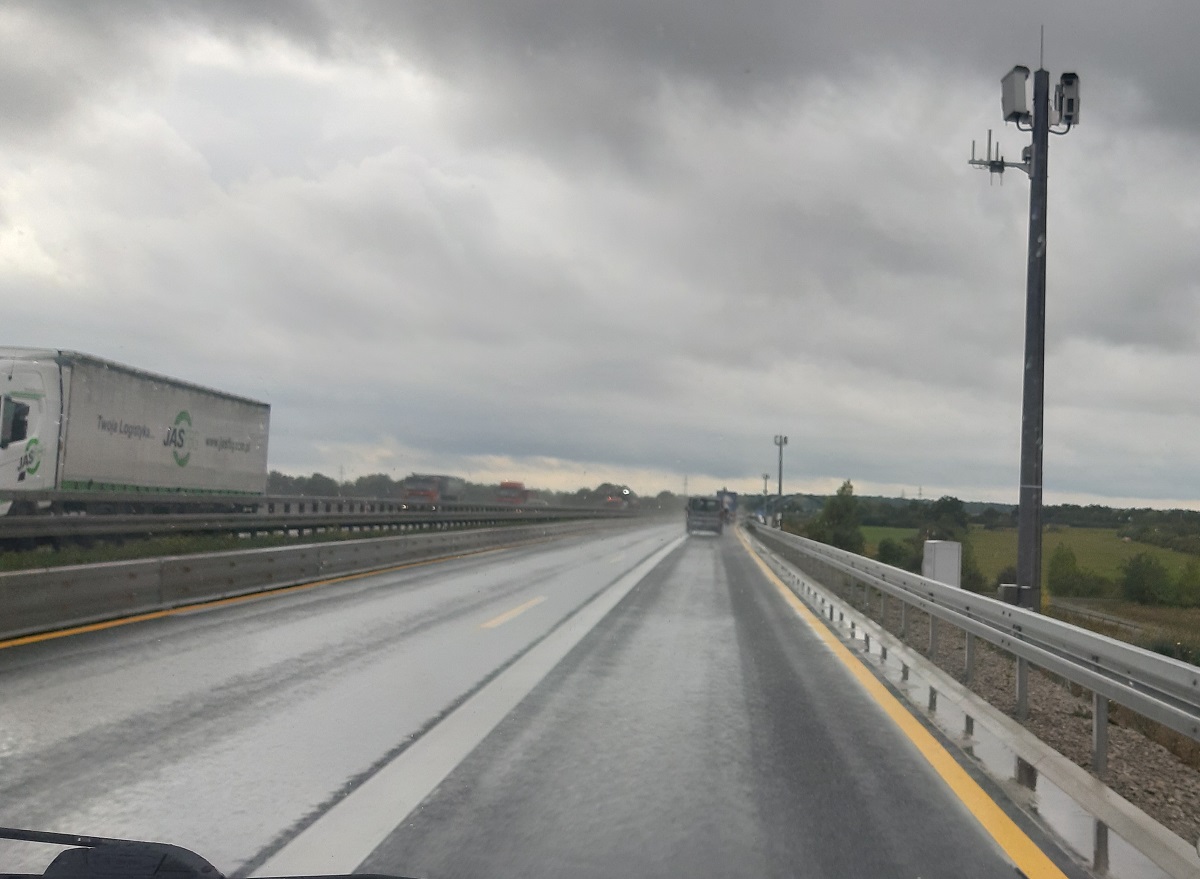 Schweiz will autonomes Fahren auf er Autobahn erlauben Schweiz will autonomes Fahren auf er Autobahn erlauben